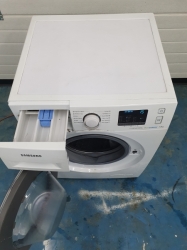 Pračka Samsung WF70F5E0W2W A+++
