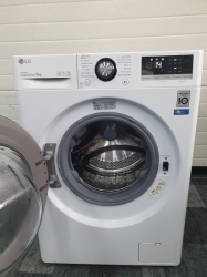Pračka LG F49V3VW6W A+++