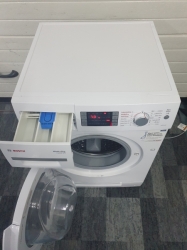 Pračka se sušičkou Bosch WVH28420EU